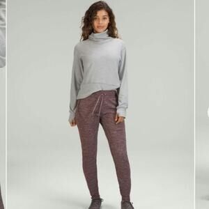 Lululemon Engineered Warmth Jogger Pants Size: 12‎